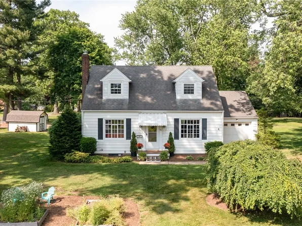 125 E Frederick St, Doylestown, OH 44230