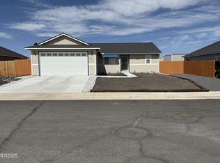 3185 Cliffrose Dr, Silver Springs, NV