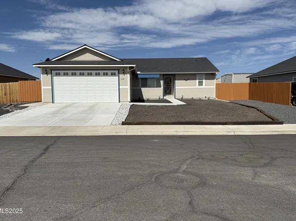 3185 Cliffrose Dr, Silver Springs, NV 89429