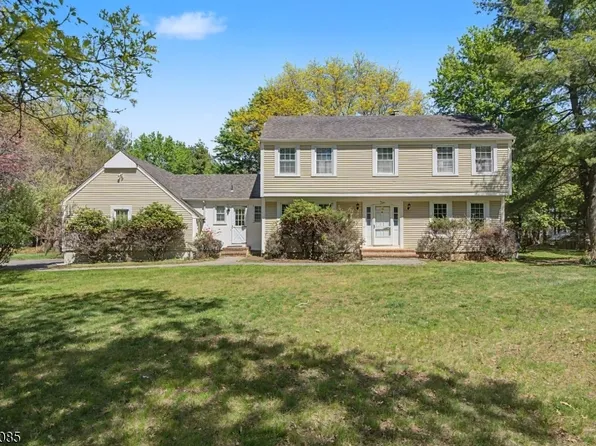 2 Sunset View Rd, Readington Twp., NJ 08822