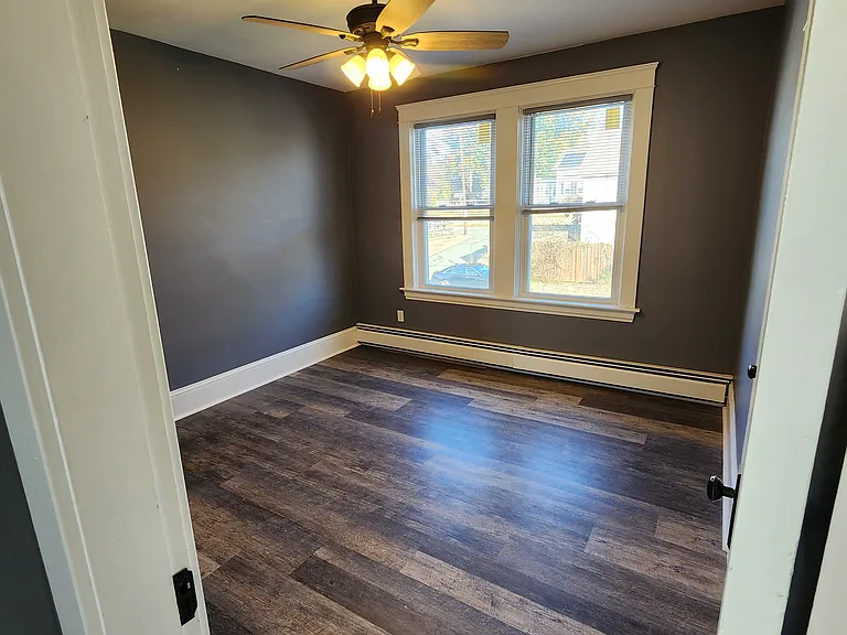 27 Rita St #2 — Photo 9