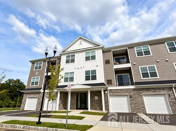 30208 Radford Ct, Monroe Township, NJ 08831