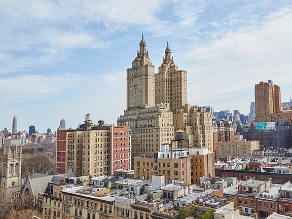 4th image of 40 W 77th St #16D