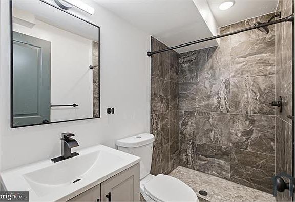 2nd image of 4243 Mantua Ave #2