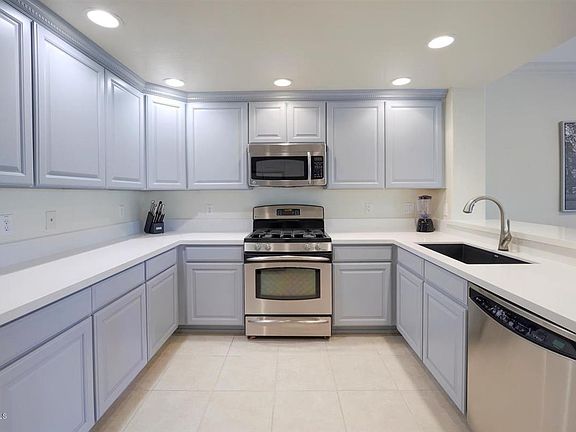 2nd image of 21320 N 56th St Unit 2040
