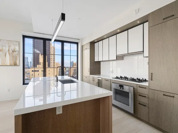 959 First Avenue image 1 of 4