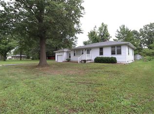 524 Thorngate Rd, Granite City, IL 62040