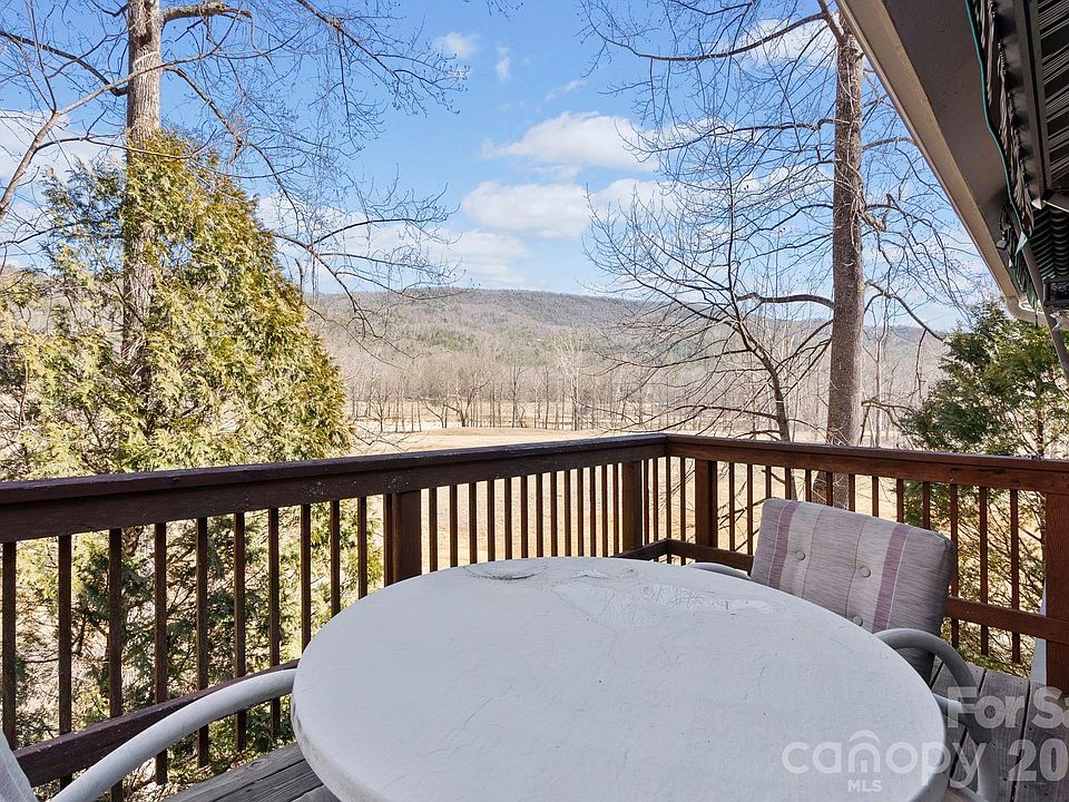 1st image of 299 Blue Ridge Dr S Unit 3