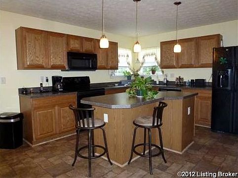 4th image of 612 Hillrose Dr