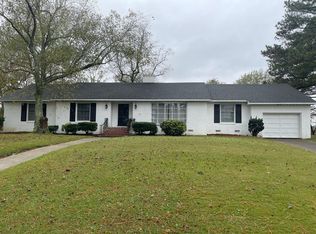 1710 Hardee Rd, Kinston, NC 28504