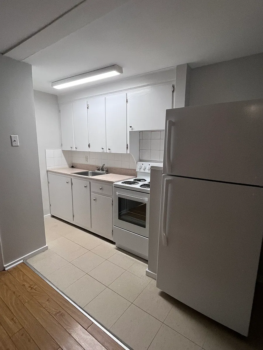 Building Photo - 57 King St #9