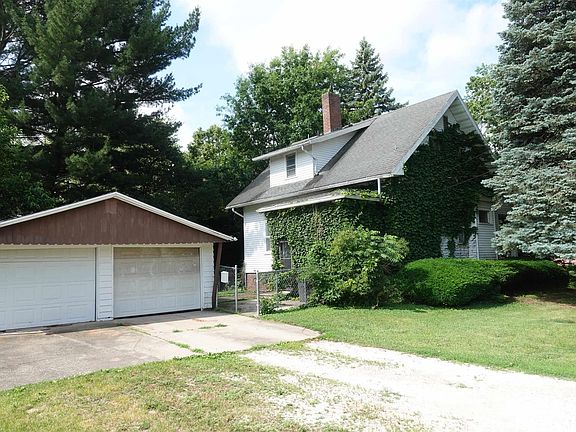 3rd image of 1391 Beecher Ave
