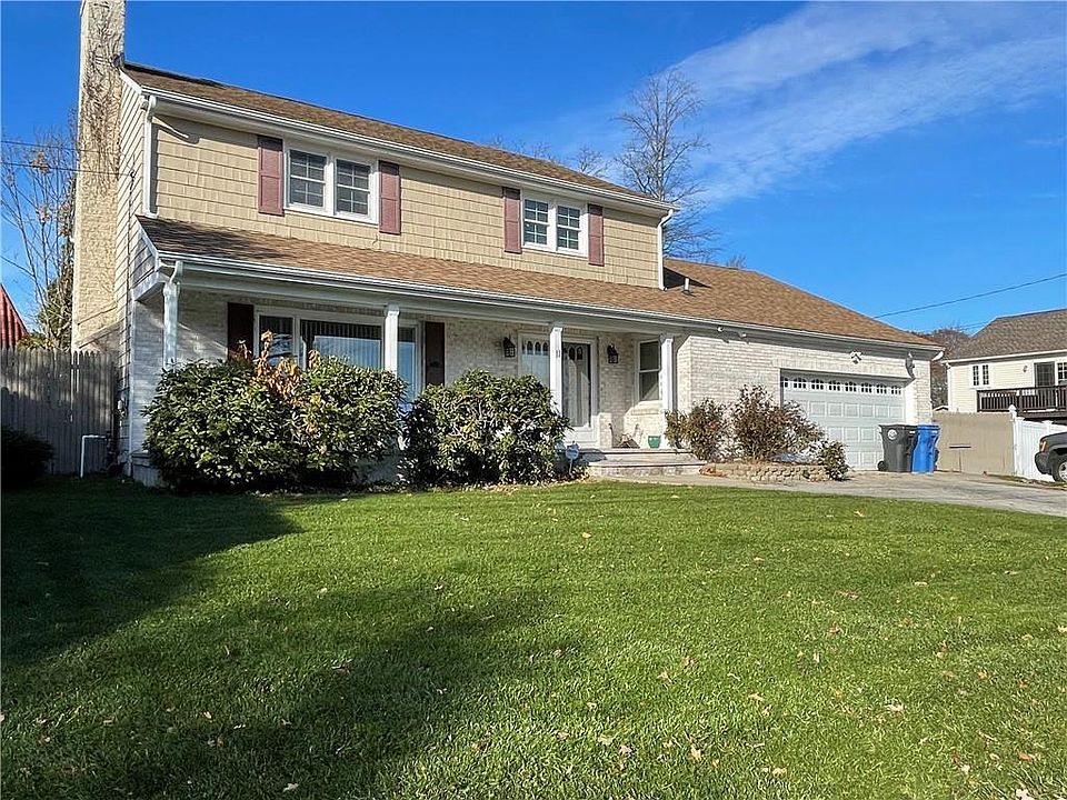 1st image of 11 Glen Hills Dr