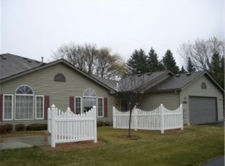 1703 Carriage Home Dr SW, Austin, MN 55912