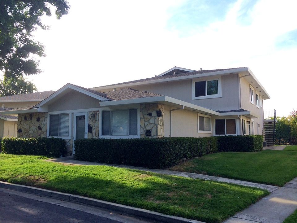1st image of 2313 Saidel Dr APT 2