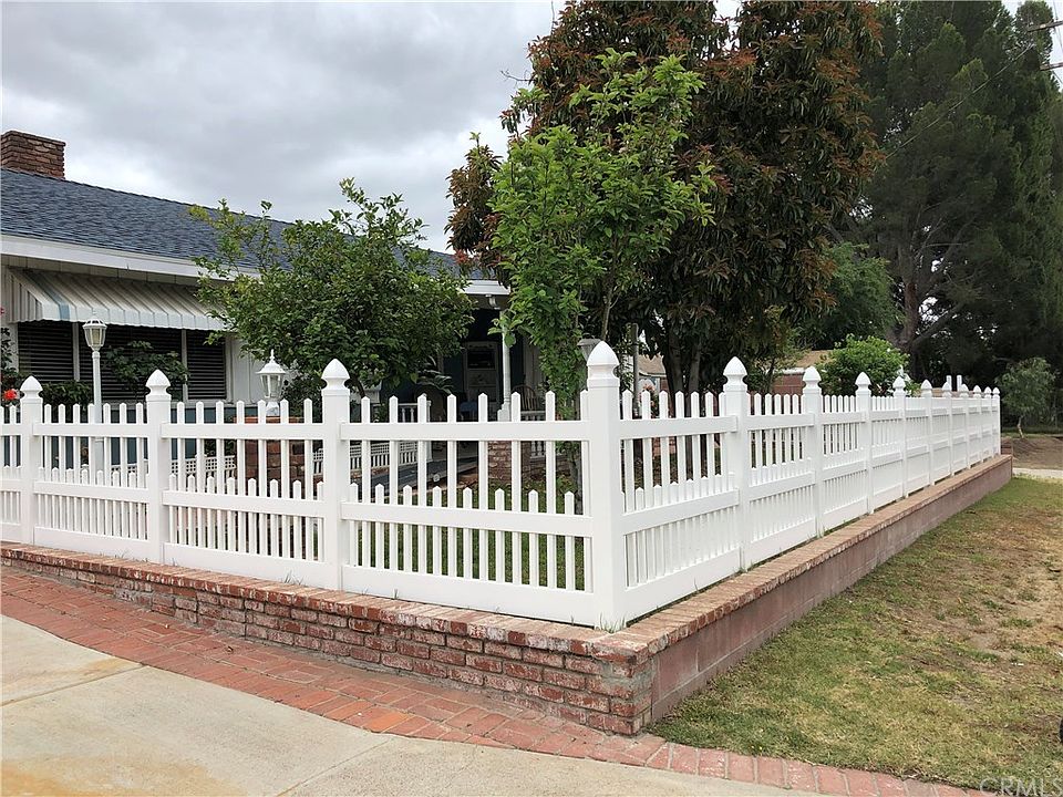 2nd image of 11014 Zelzah Ave