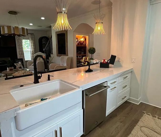 210 Mackenzie Ln — Photo 12