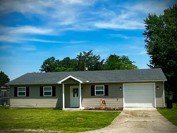 203 Saint Anns Ln, Waverly, OH 45690