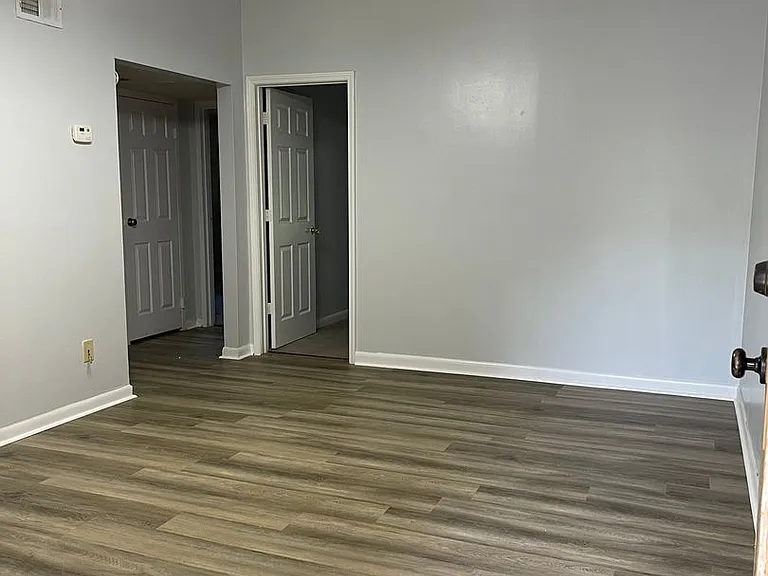 250 Little St #302B — Photo 3