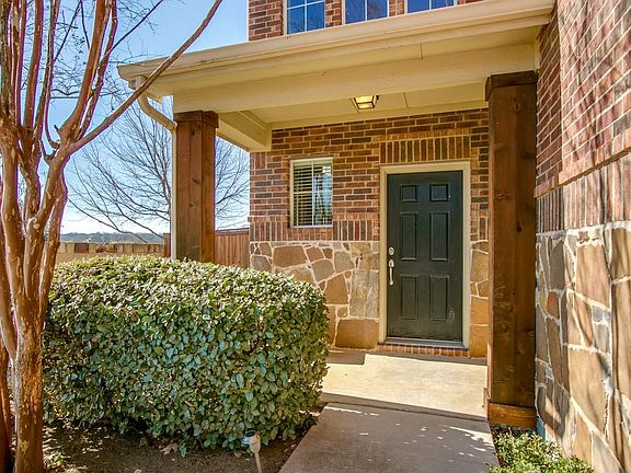 2nd image of 501 Kirby Dr