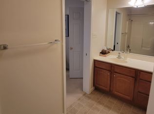 807 Berne Ct #807, Hummelstown, PA 17036