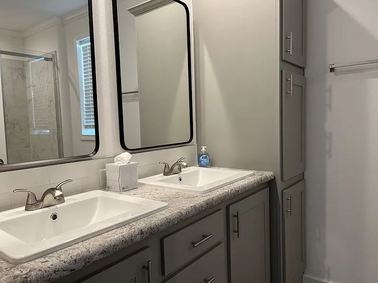 24300 Airport Rd #26 — Photo 3