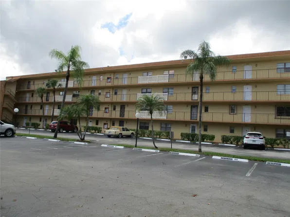 9273 SW 8th St, Boca Raton, FL