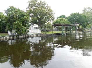 81 S Canal Dr, Palm Harbor, FL 34684