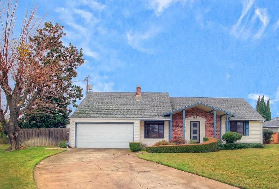 2nd image of 3128 Hampshire Dr