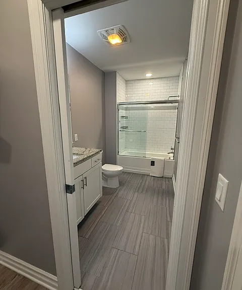 945 Kenmore Ave #207 — Photo 6