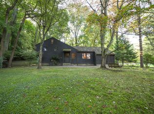 107 Old Hickory Rd, Orange, CT 06477