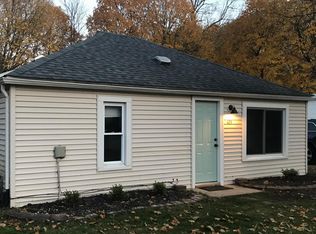 419 Gladys St, Plainwell, MI 49080