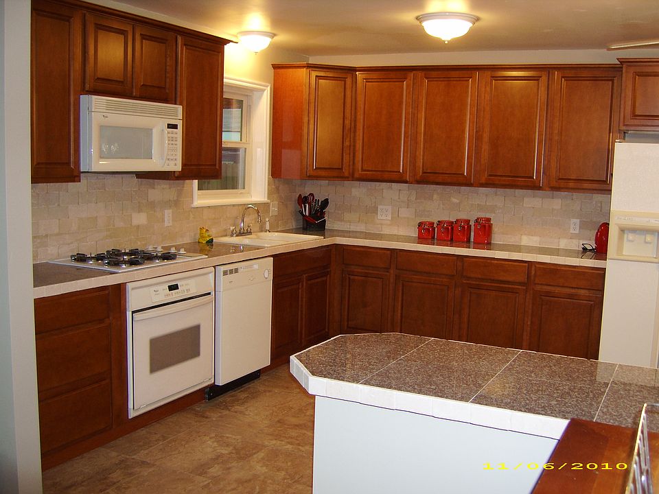 2nd image of 258 S 118th Ave E
