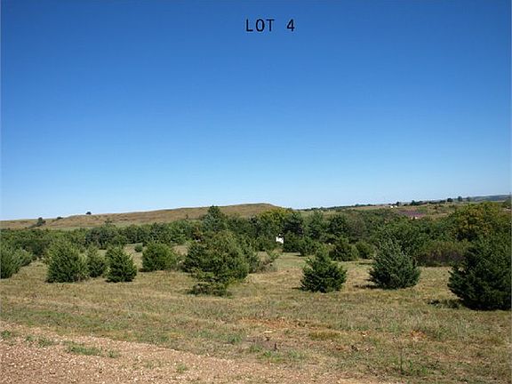 3rd image of 6011 Tuttle Creek Blvd