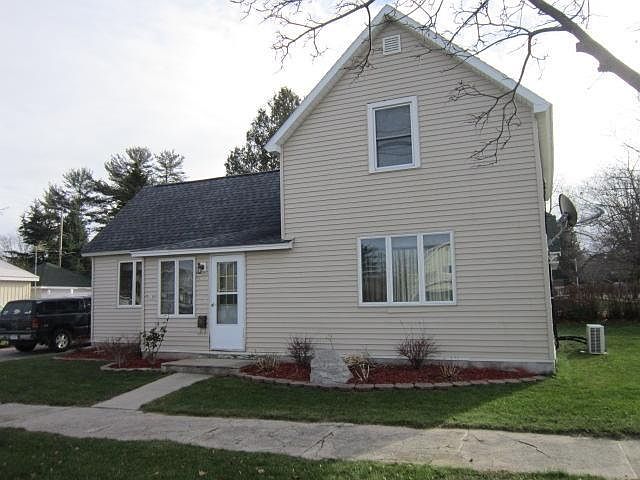 1st image of 379 W Huron Ave