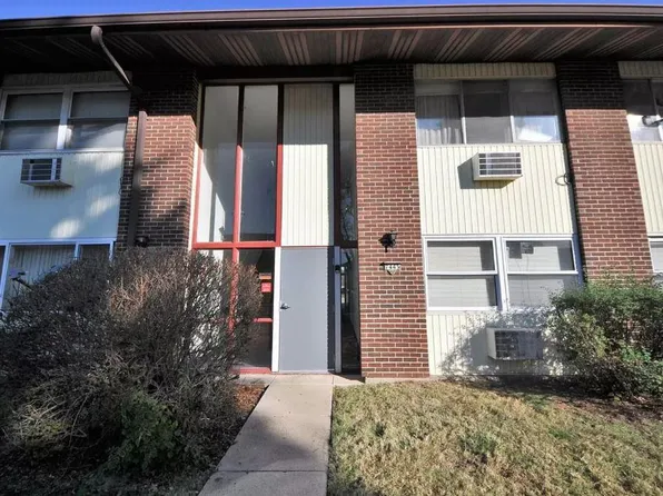 7445 Hazelcrest Dr, Hazelwood, MO