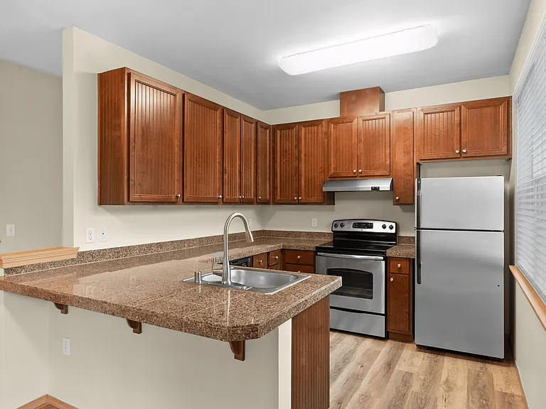 2-Story 2 Bed 2 Bath w/ Garage - 971 Sq Ft 2-Story 2 Bed 2 Bath w/ Garage - 971 Sq Ft