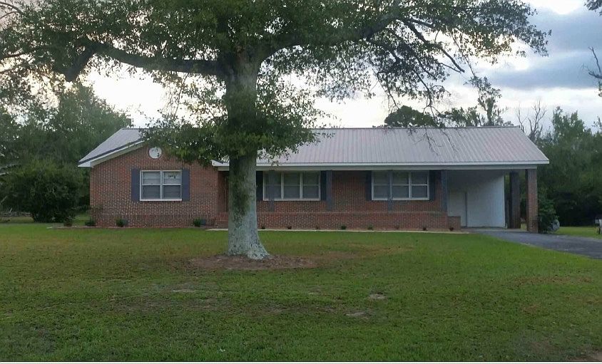 Sits on 3.4 acres 