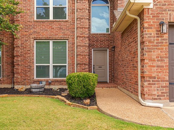 3rd image of 12612 Excelsior Ln