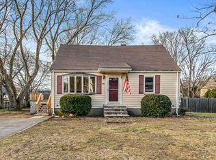 24 Hayes Ave, Attleboro, MA 02703
