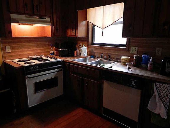 3rd image of 2254 Ravenwood Trl