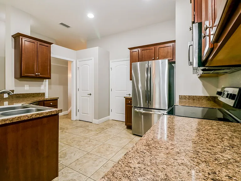 18525 Dajana Ave — Photo 6
