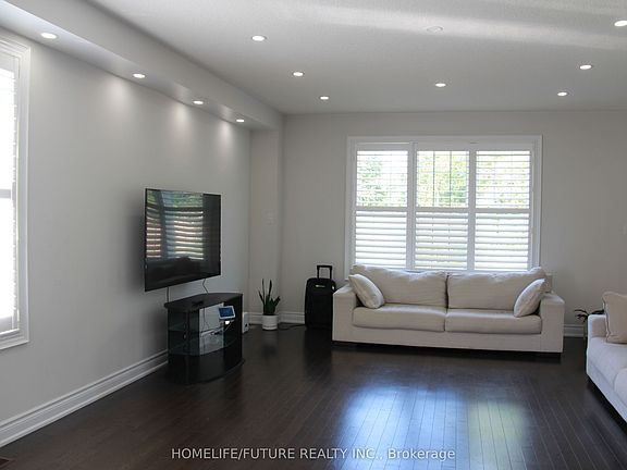2nd image of 52 Mac Frost Way