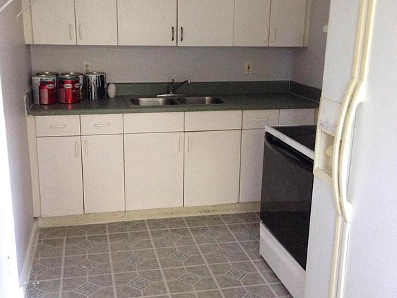 3rd image of 3535 Rosselle St #1
