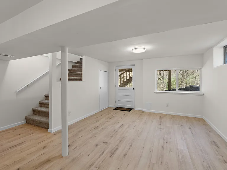 28 Misty Springs Cir — Photo 24