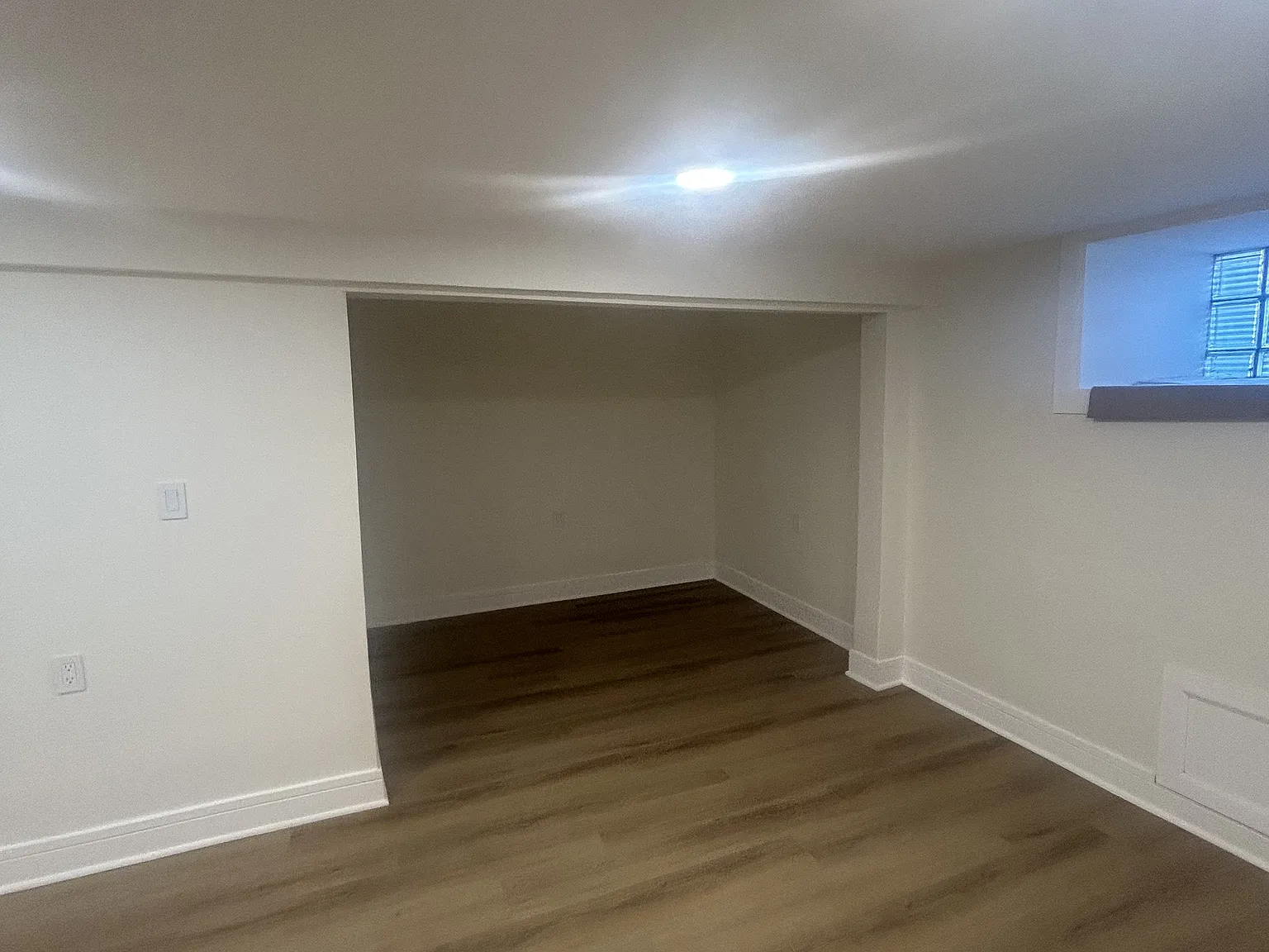 2 bed, 1000 sqft, $1,700 — Photo 3