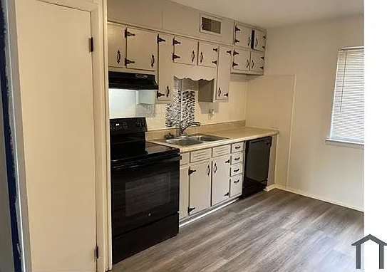 2 bed, $1,250 — Photo 2