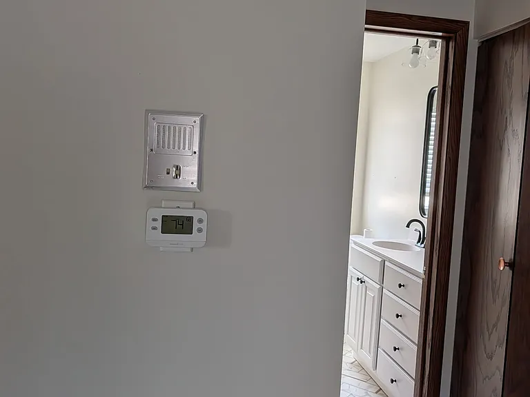 2420 N 77th Ave #2 — Photo 11