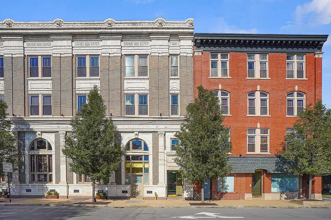 264 S Main St — Photo 3