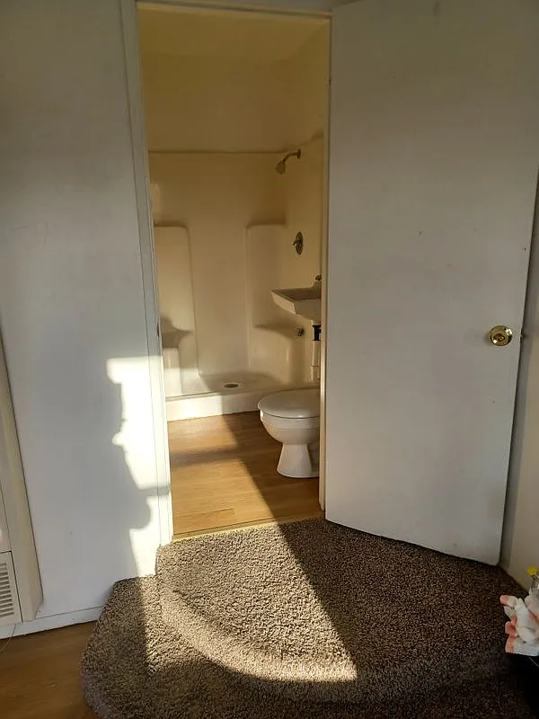 1 bed, 1.0 bath, 400 sqft, $850 — Photo 3